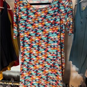 Spring Dress Lu La Roe Size Large Colorful and comfortable Orange Blue Pink Red